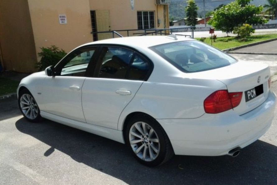 BMW 3201