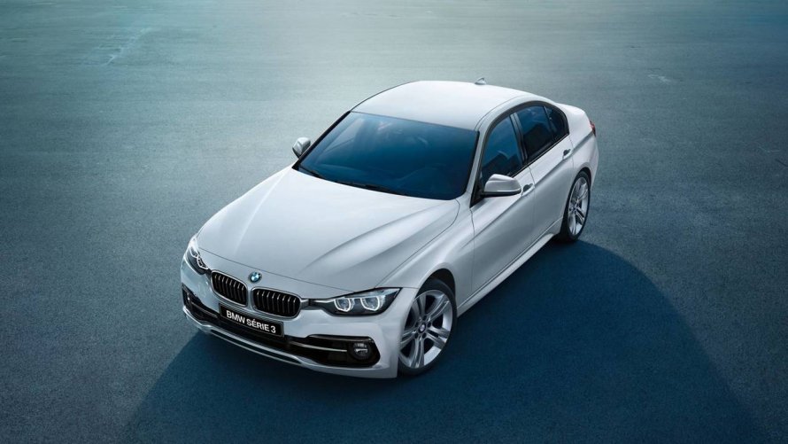БМВ 320i 2019