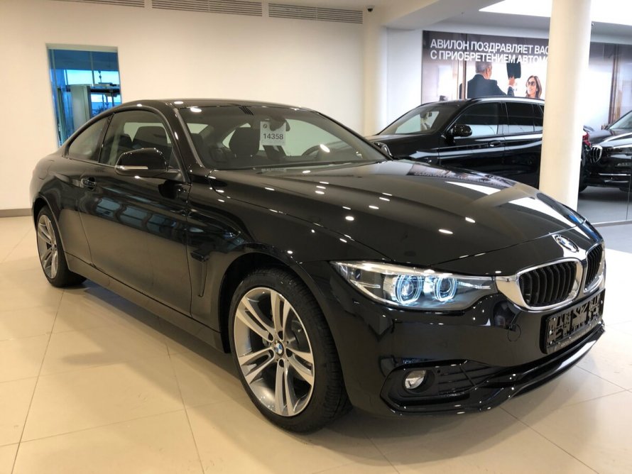 BMW 3201 XDRIVE черная