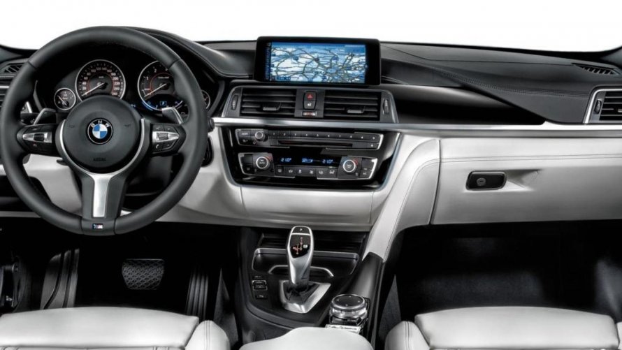 BMW 320i XDRIVE