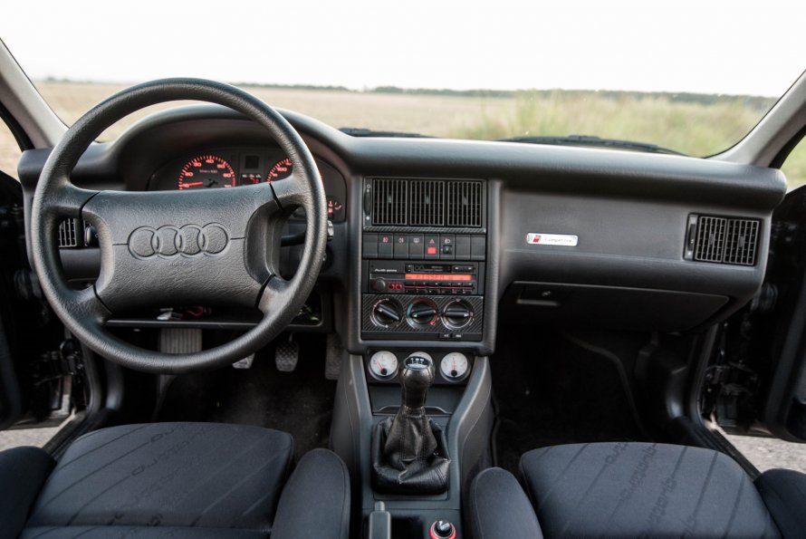 Audi 80 b4 салон