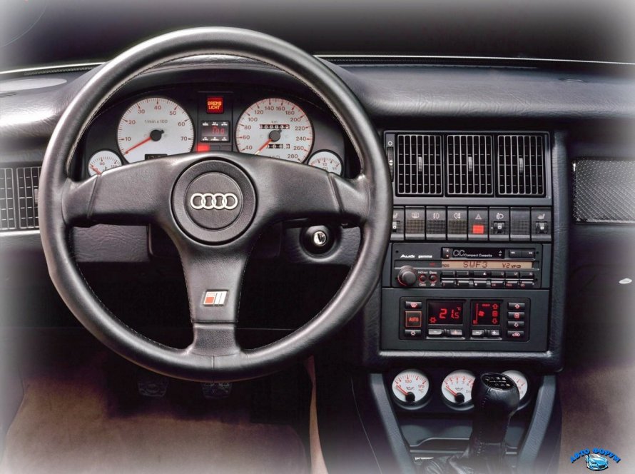 Audi 90 II (b3)салон