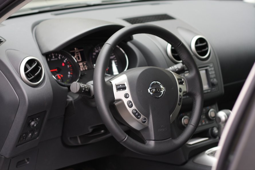 Nissan Qashqai 2010 салон