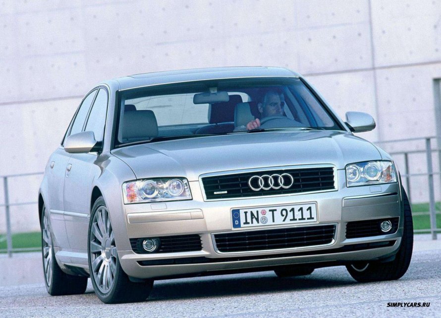Audi a8 серебристый