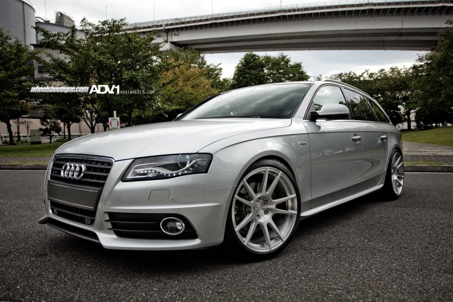Audi a4 серебристый