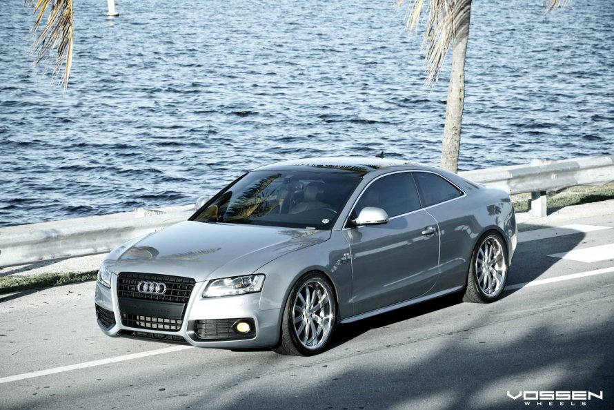 Audi a5 серебристый