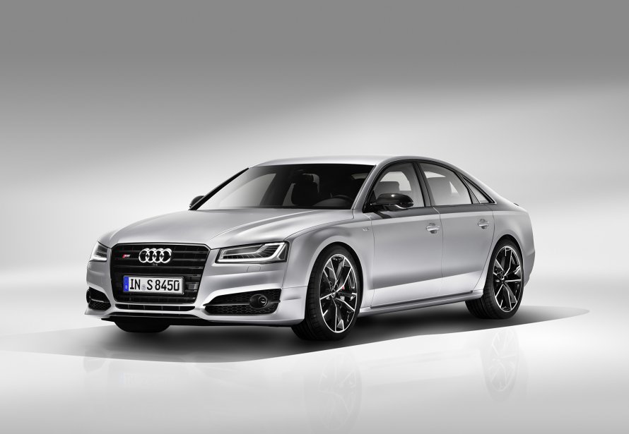 Audi s8 sedan 2018