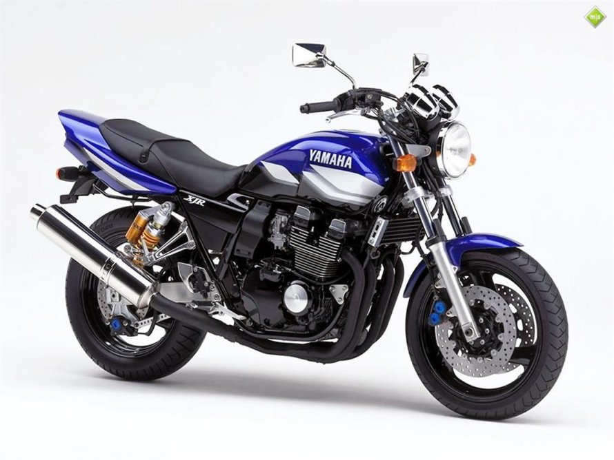 Ямаха XJR 400