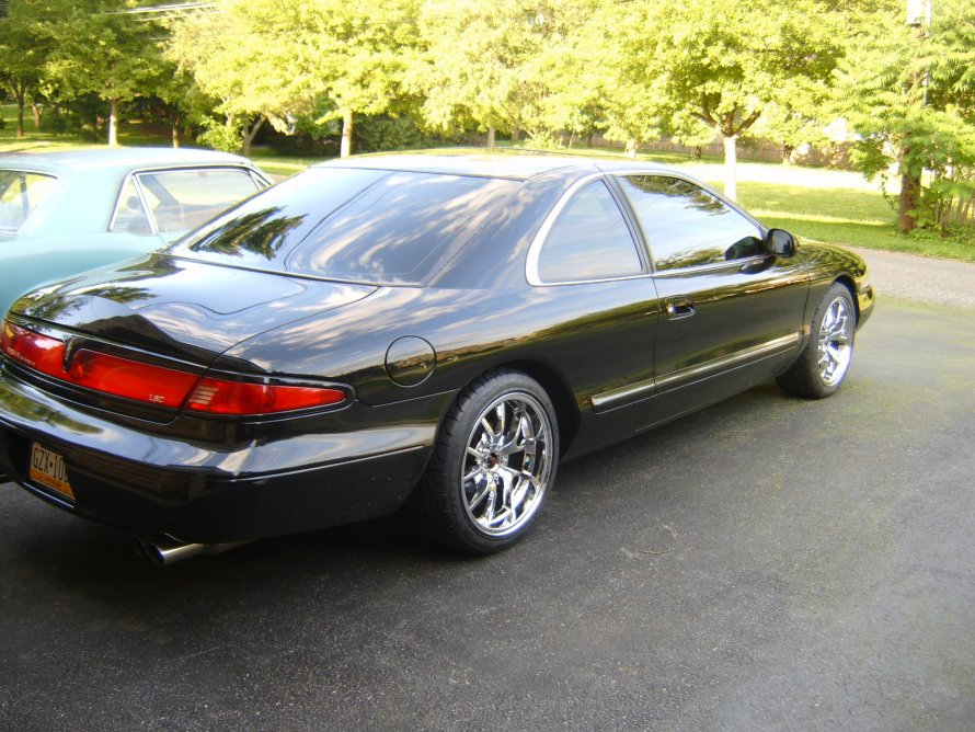 Lincoln Mark VIII
