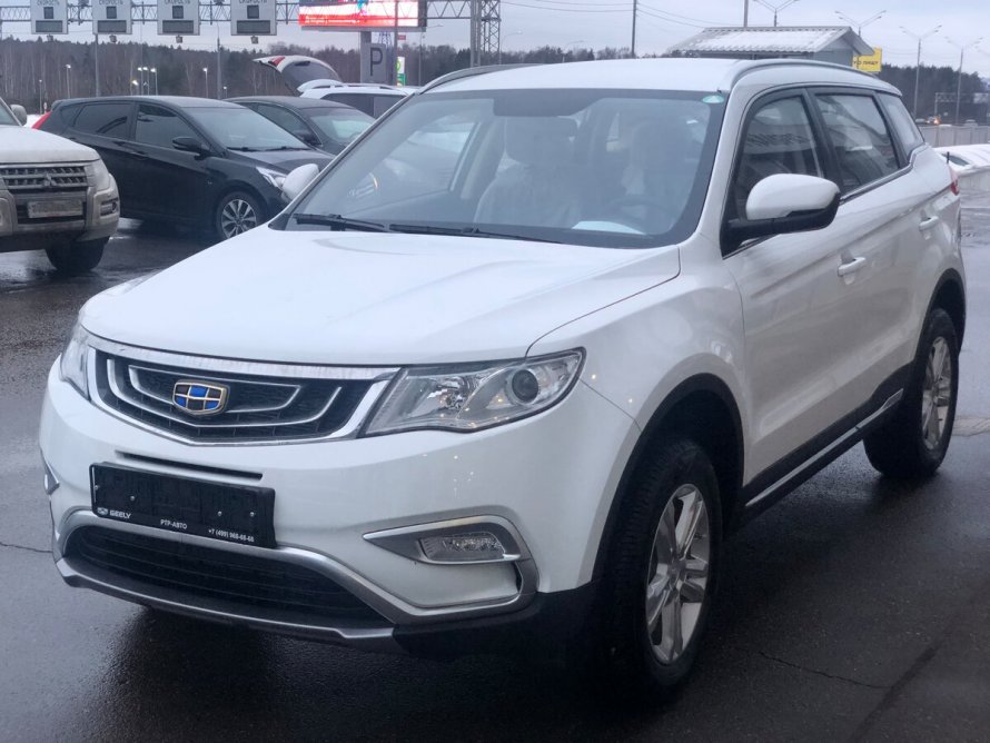 Geely Atlas базальтово серый