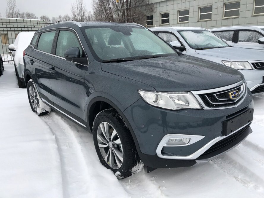 Geely Atlas 2020 серый цвет