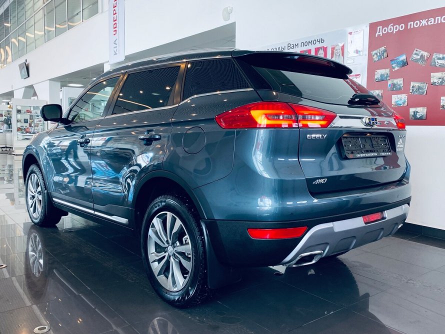 Geely Atlas 7