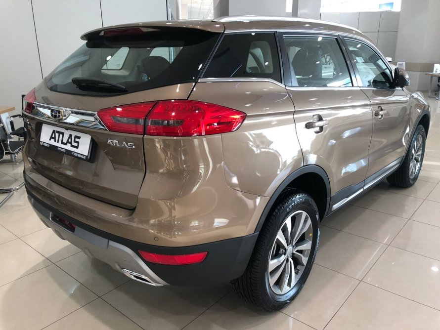Geely Atlas черный государственный номер в 10***763