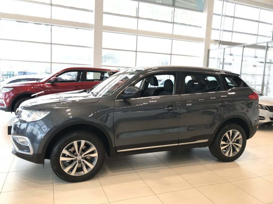 Geely Atlas 2020 белый