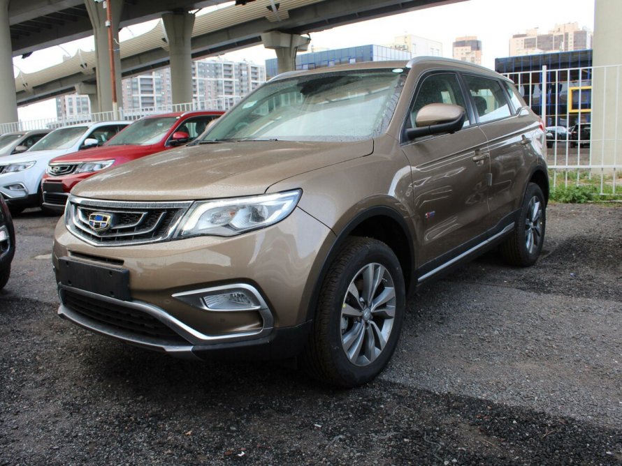 Geely Atlas 2020 серебристый