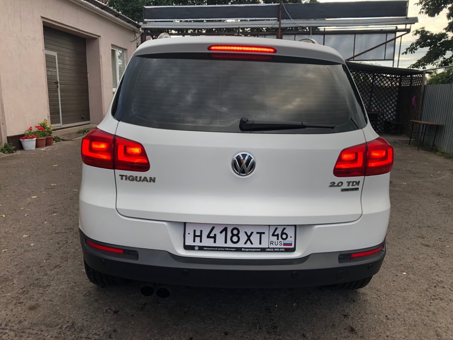 Volkswagen Tiguan 2014 сзади