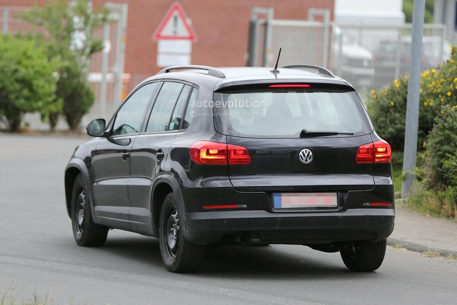 VW Tiguan 2015 зад