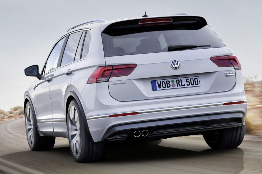Volkswagen Tiguan сзади
