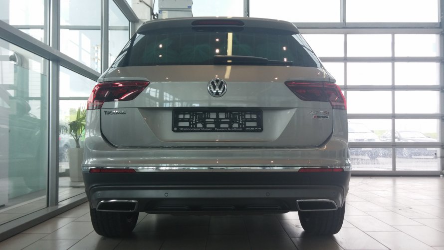 VW Tiguan 2018 сзади