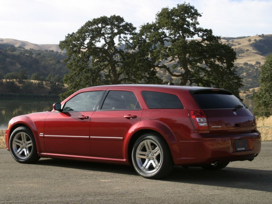 Dodge Magnum 2005