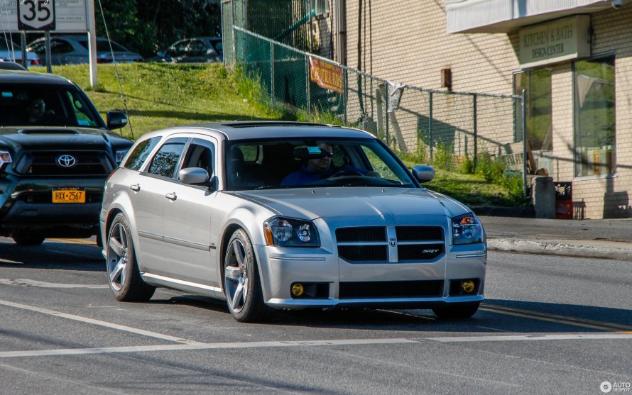 Dodge Magnum srt8