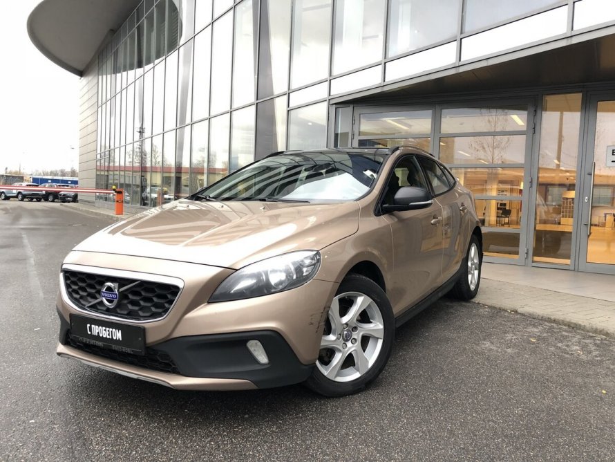Вольво v40 Cross Country