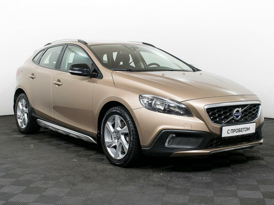 Volvo v40 Cross Country 2015