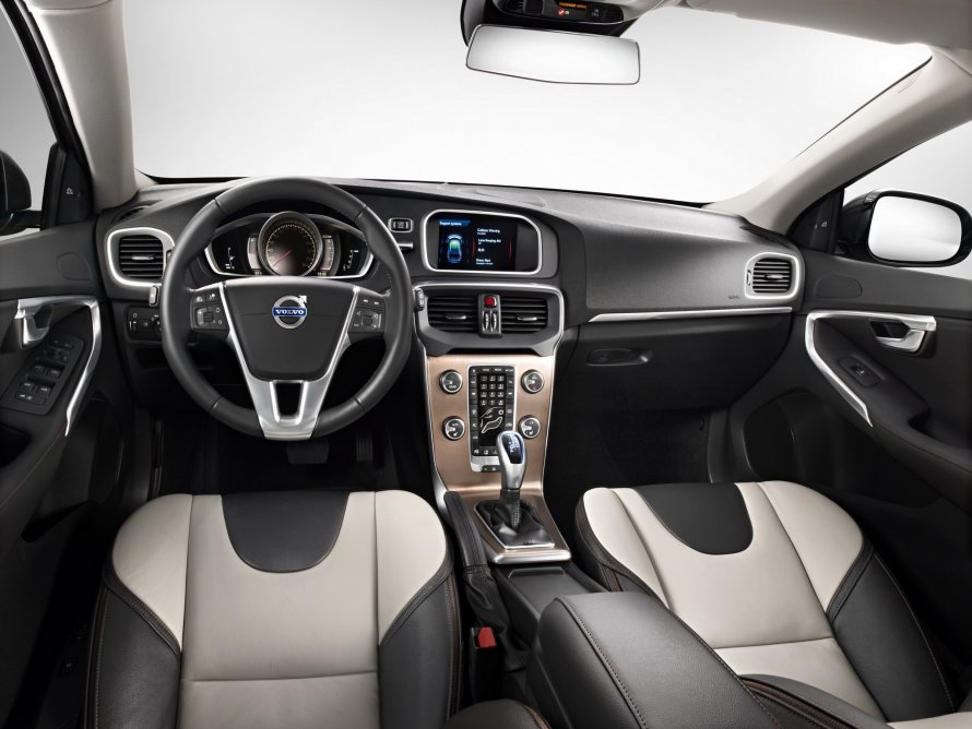 Volvo v40 Cross Country 2012