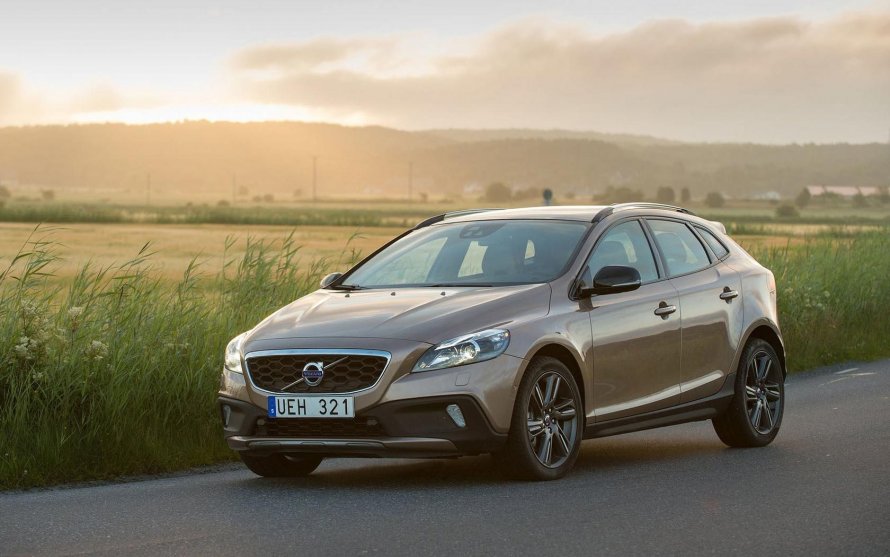 Volvo v40 Cross Country 2016