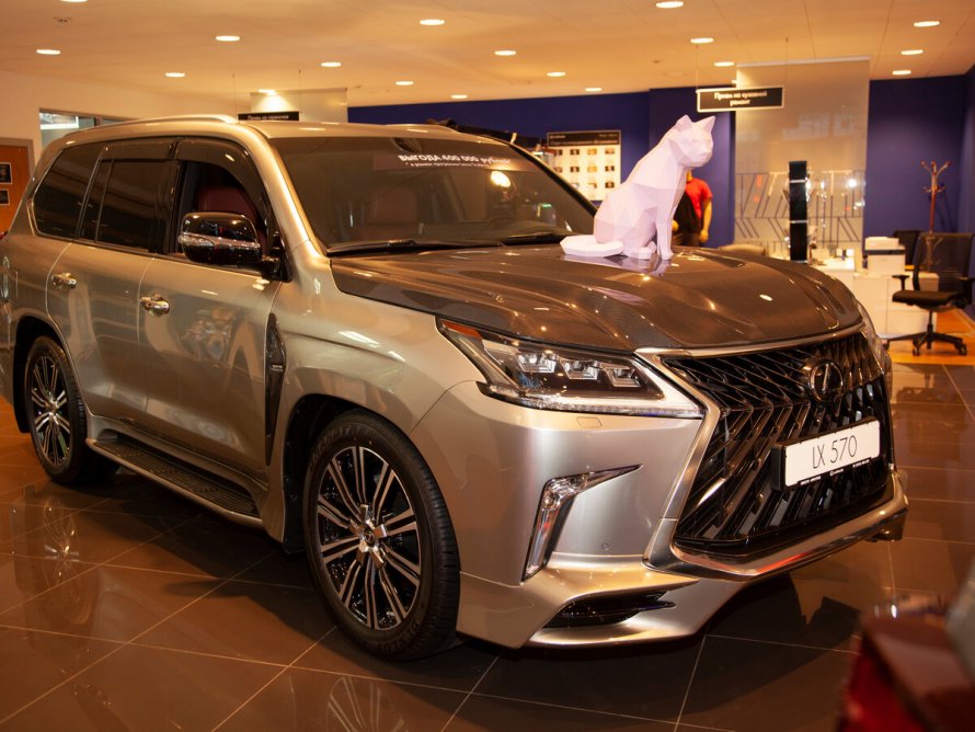 Лексус 570 Супериор 2019