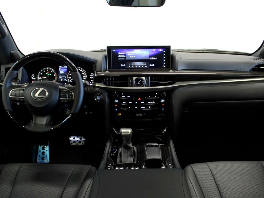 Lexus LX 570 2021