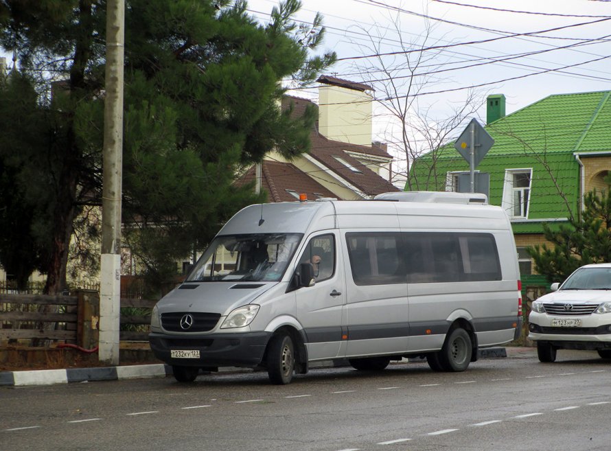 Mercedes-Benz Sprinter 223602