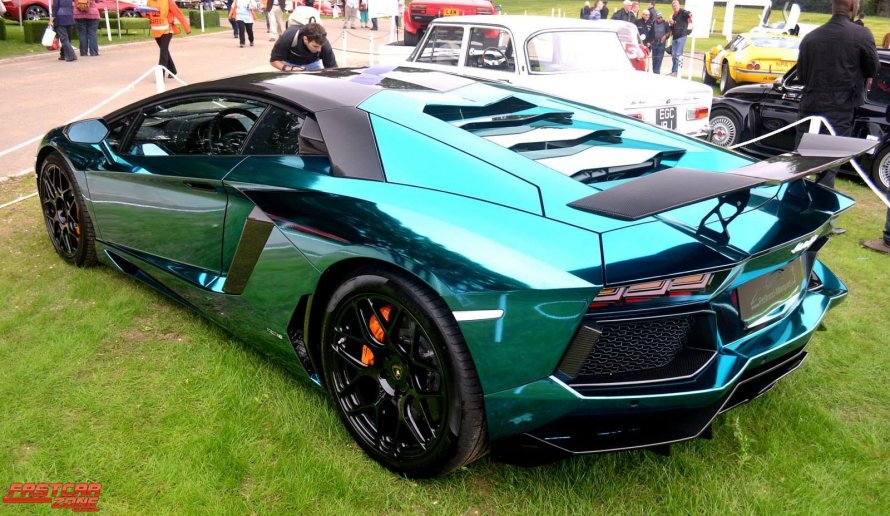 Lamborghini Aventador хамелеон