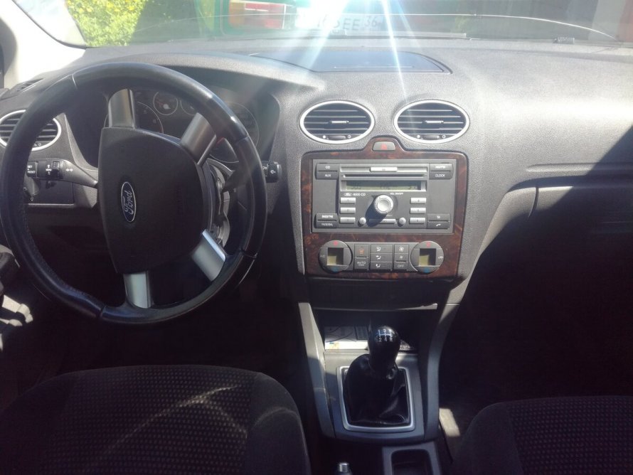 Ford Focus 2 Ghia 2005 комплектация