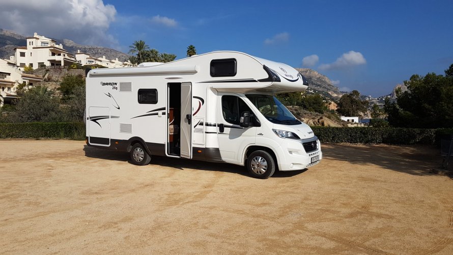 Кемпер Futuria (Motorhome)