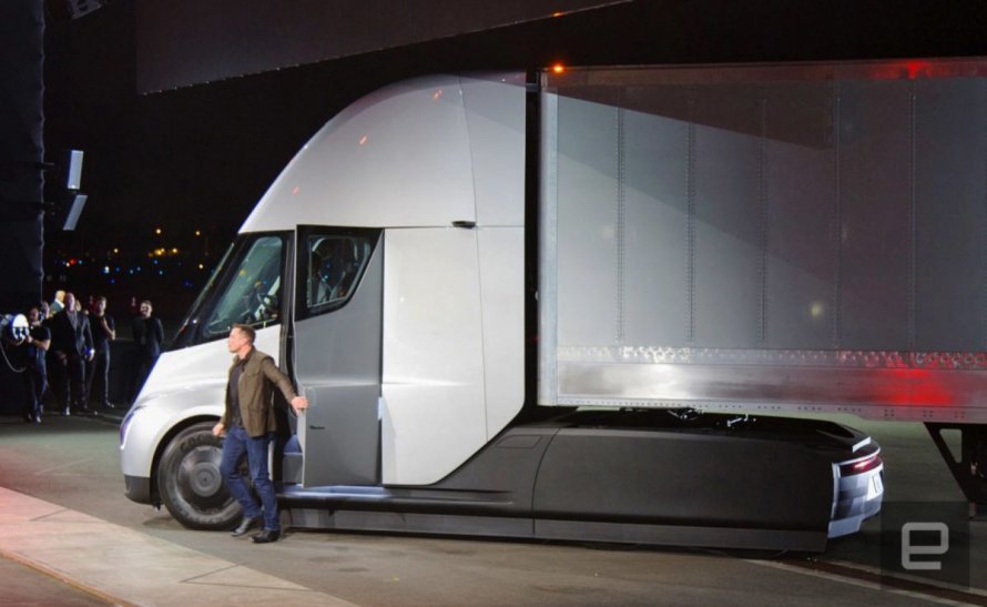 Грузовик Tesla Semi-Truck