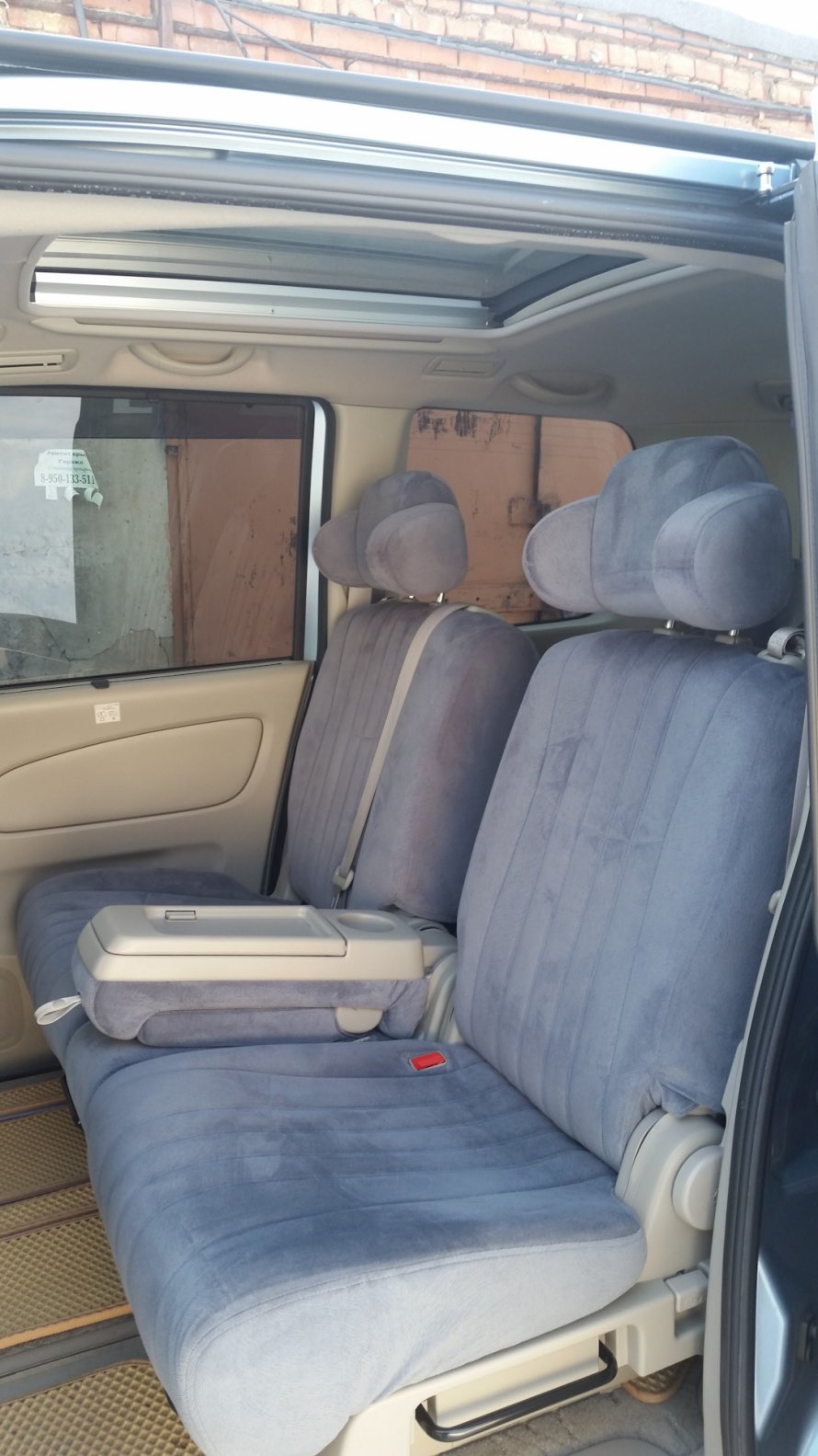 Nissan Serena 2000 салон