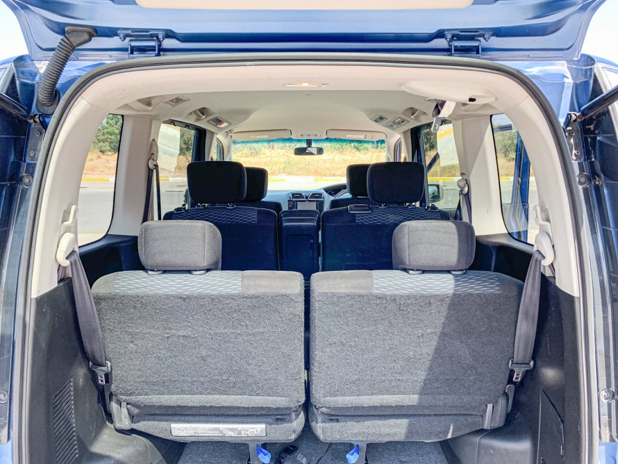 Nissan Serena 2016 багажник