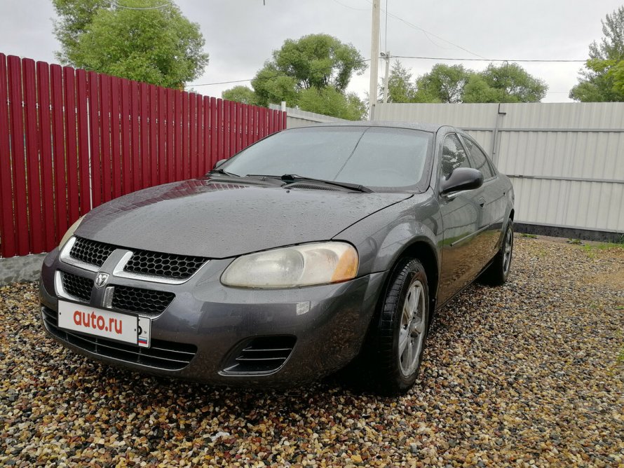 Dodge Stratus 2