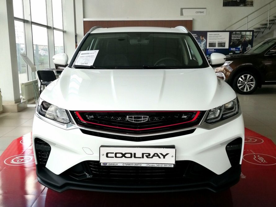 Geely Coolray 2020 белый