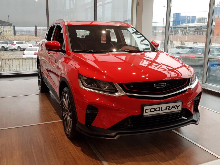 Geely Coolray 2020 красный