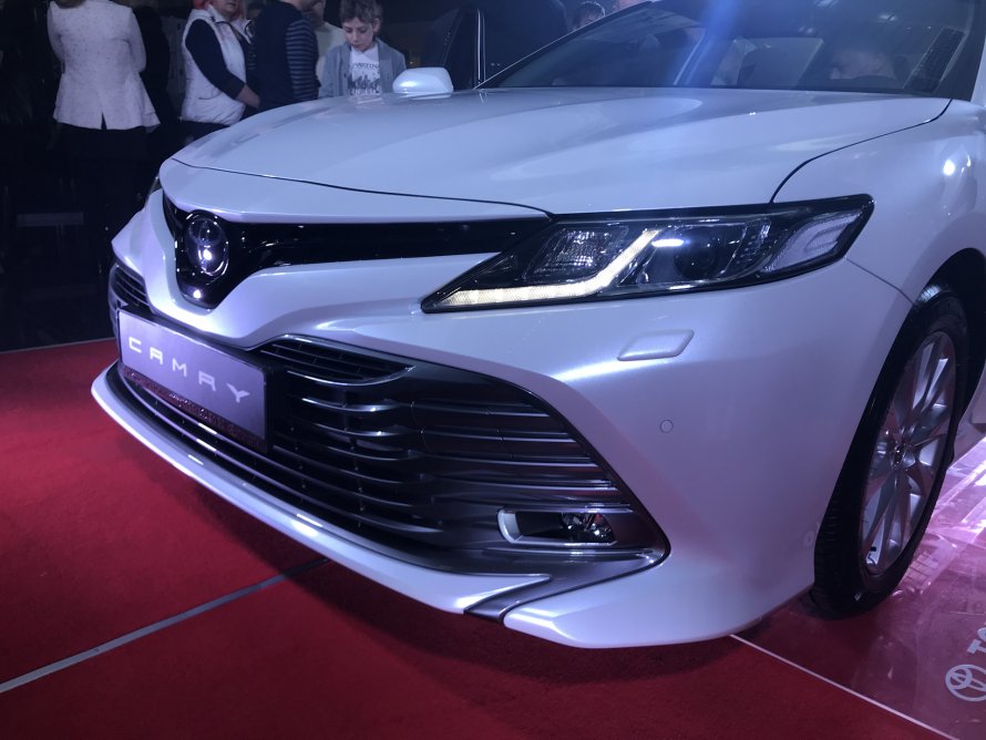Toyota Camry 2018