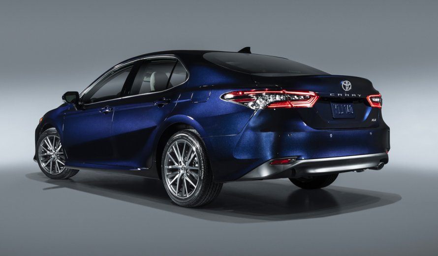 Toyota Camry 2018