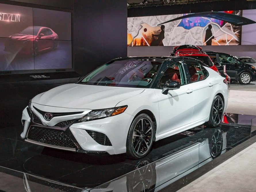 Новая Toyota Camry 2018