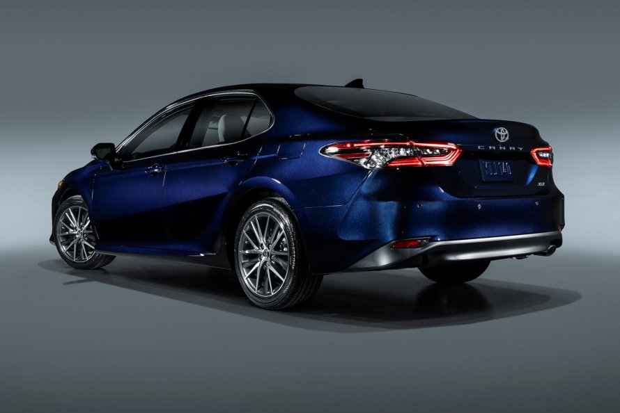 Camry XLE 2021
