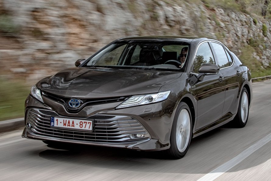 Новая Toyota Camry 2019