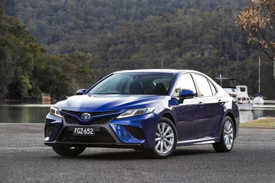 Toyota Camry xv70