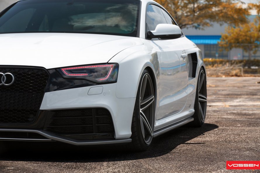 Audi rs5 белая
