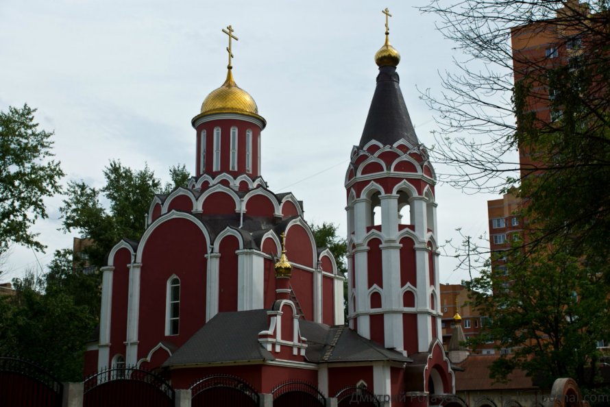 Памятник паровозу город грязи