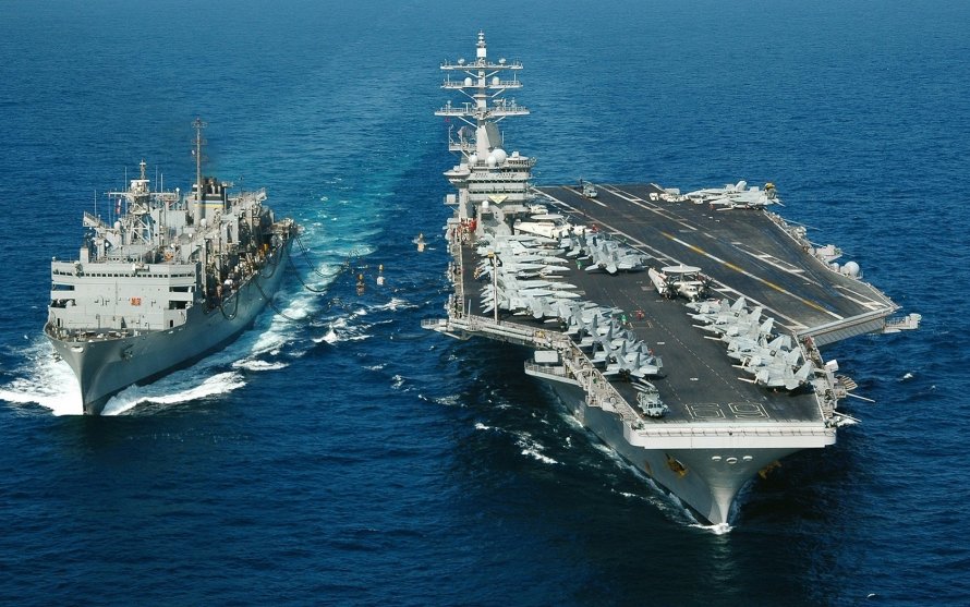 Авианосец ВМФ США